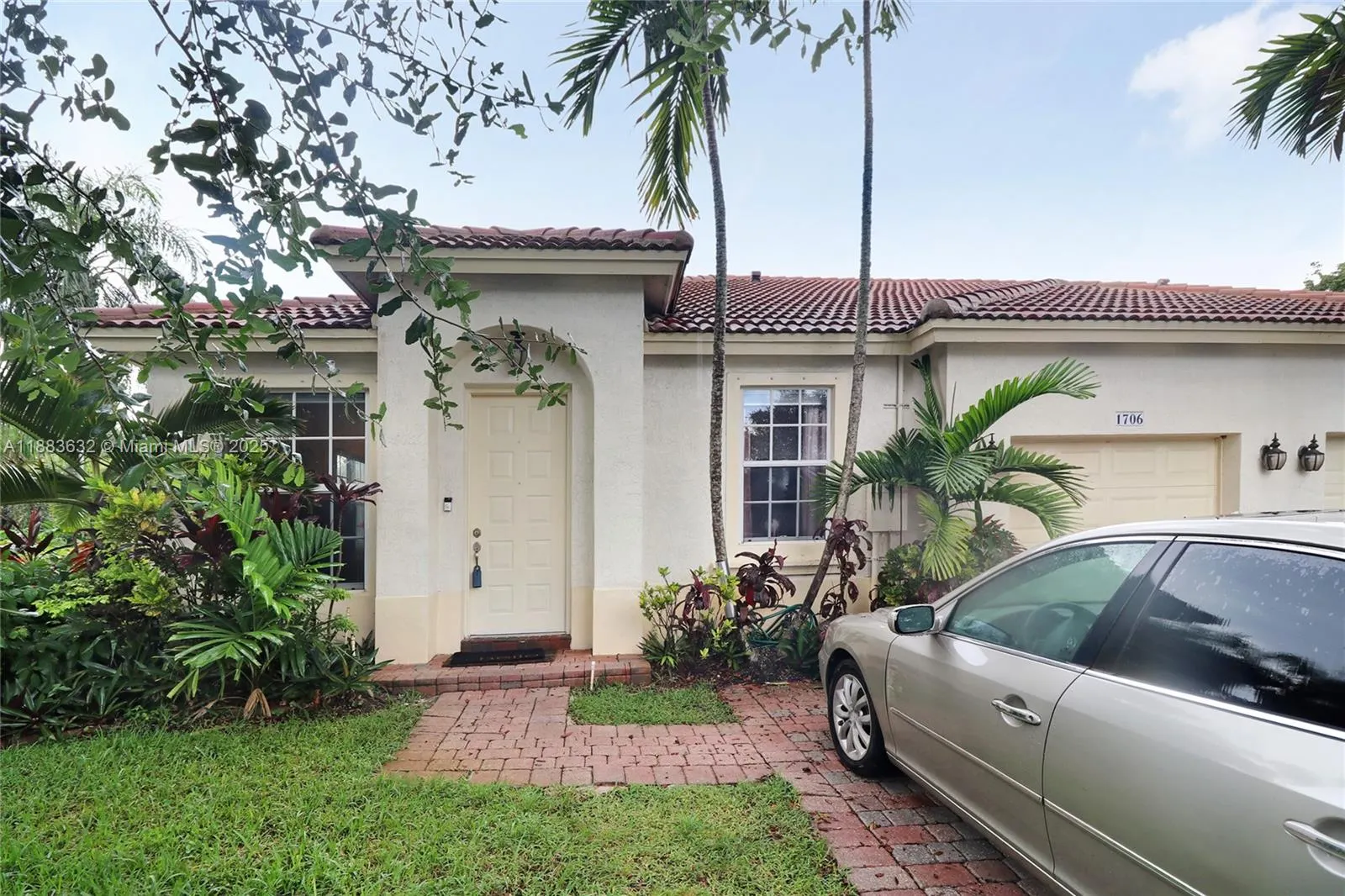 1706 NW 78th Way