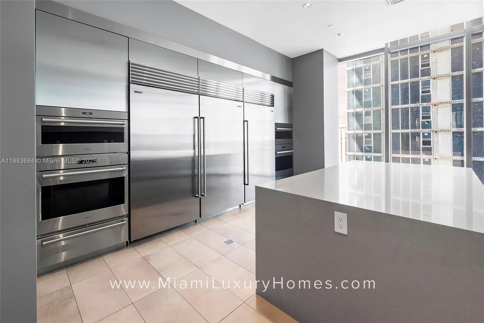 788 NE 23rd St, #2102