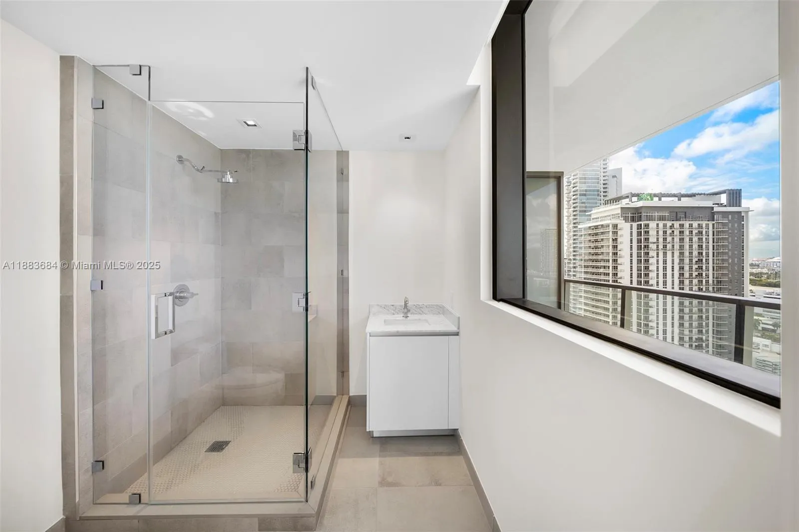 788 NE 23rd St, #2102