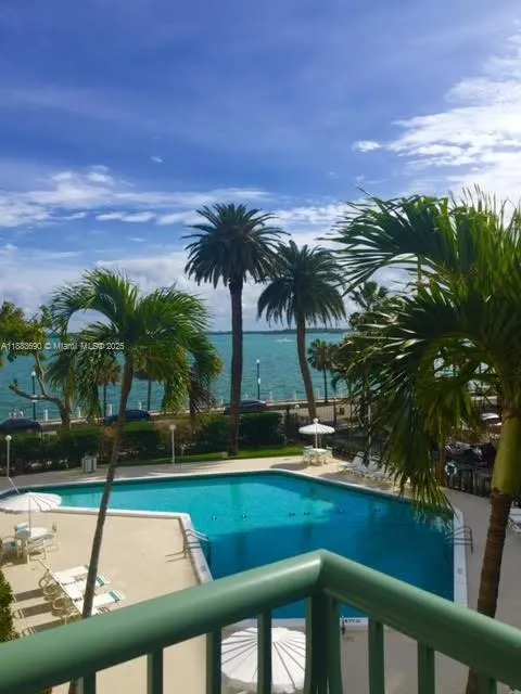 1408 Brickell Bay Dr, #307