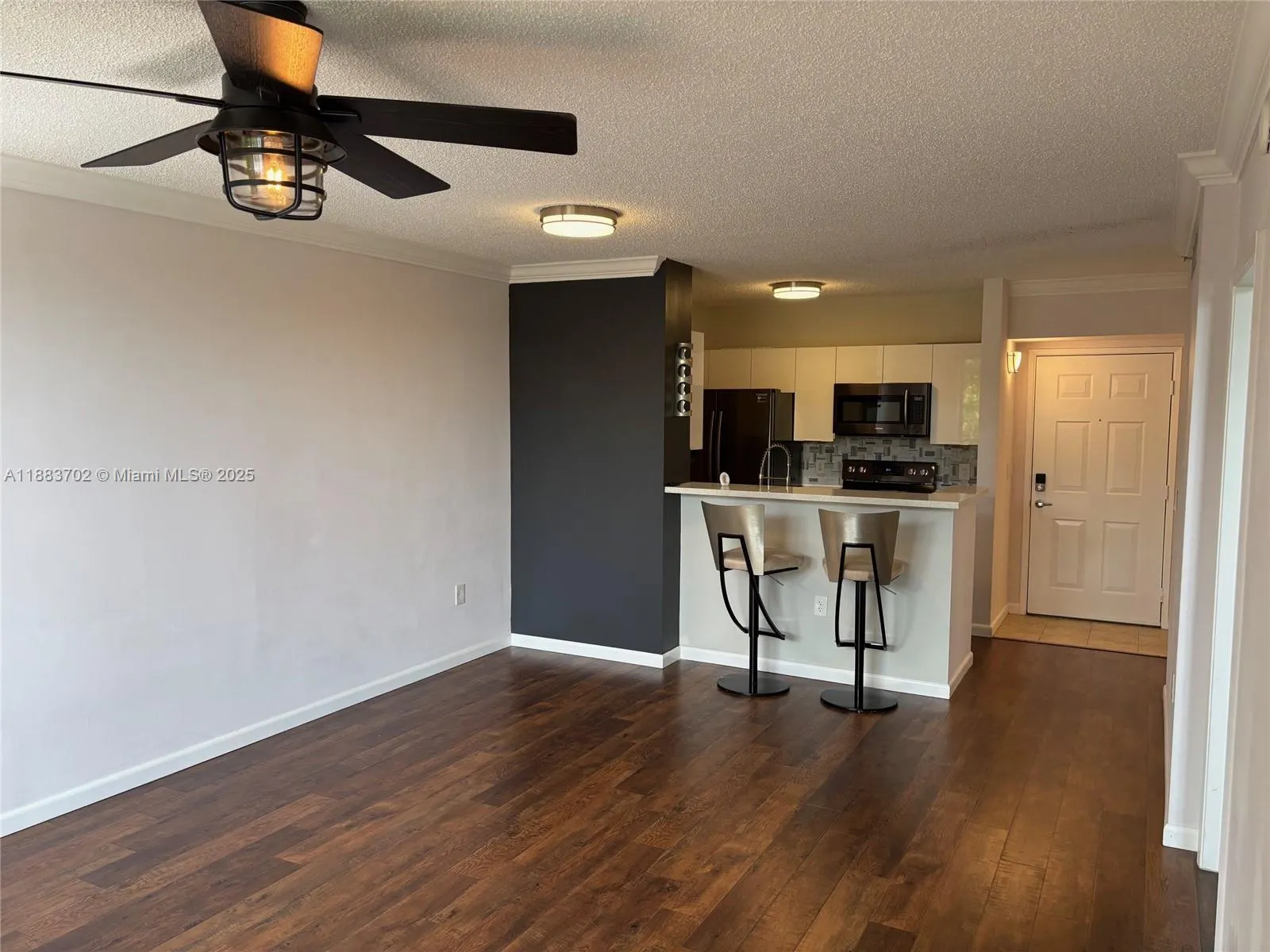 1900 Van Buren St, #320B