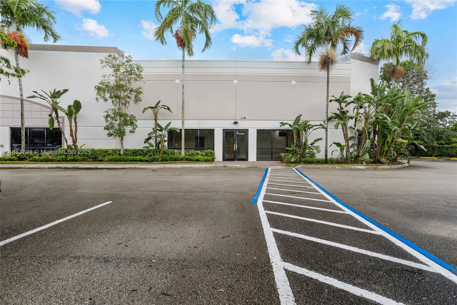 10380 NW 53rd St