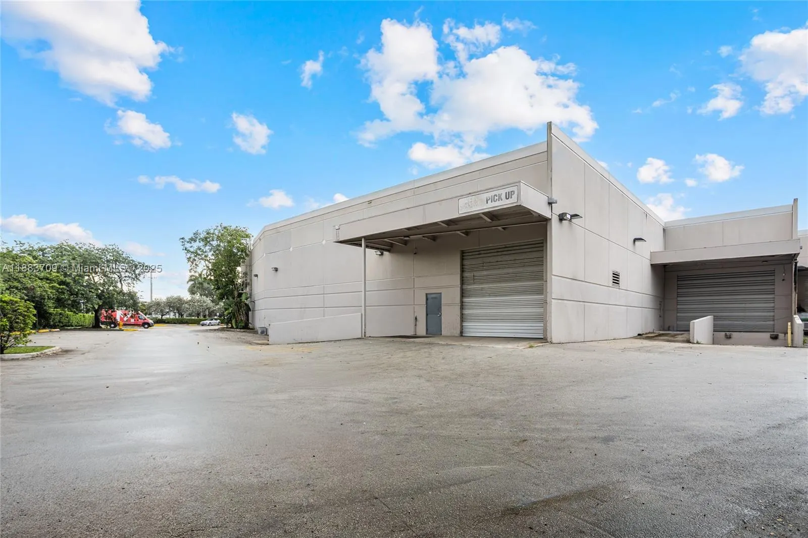 10380 NW 53rd St