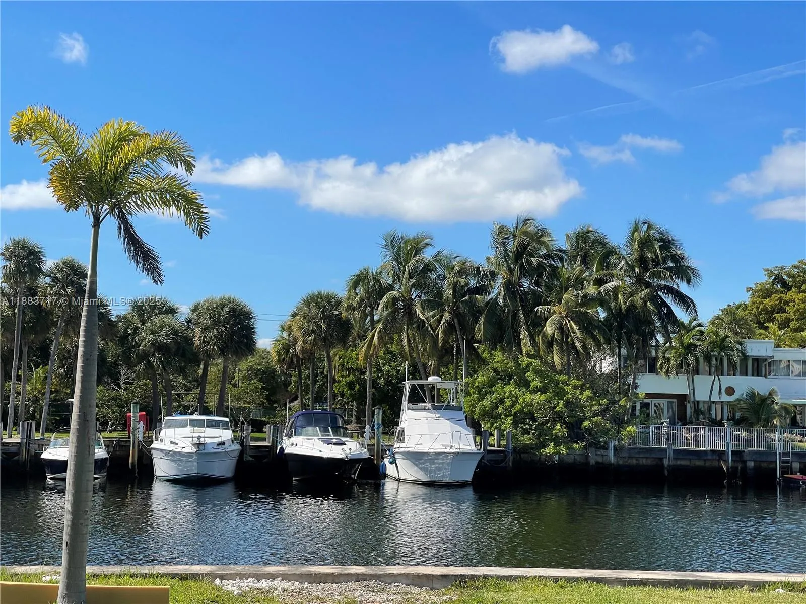 601 Three Islands Blvd, #314