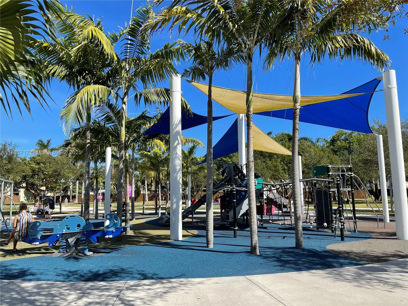 601 Three Islands Blvd, #314