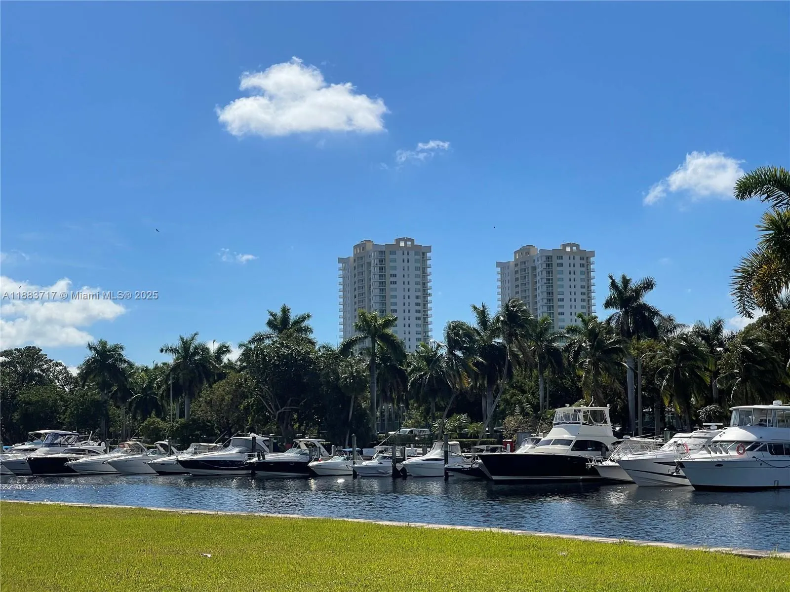 601 Three Islands Blvd, #314