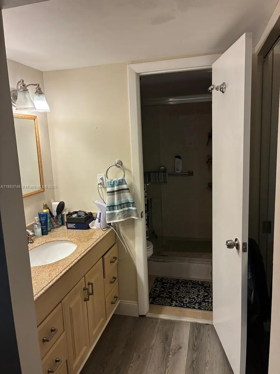 1100 Colony Point Cir, #504