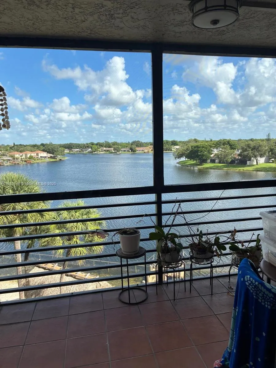 1100 Colony Point Cir, #504
