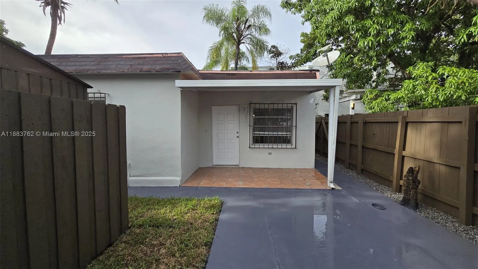 2493 SW 11th St, #2493