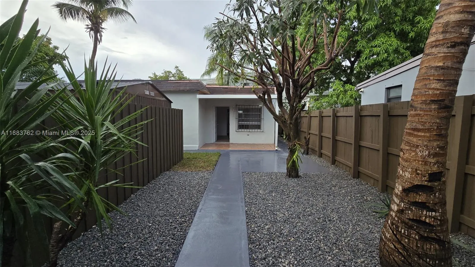 2493 SW 11th St, #2493