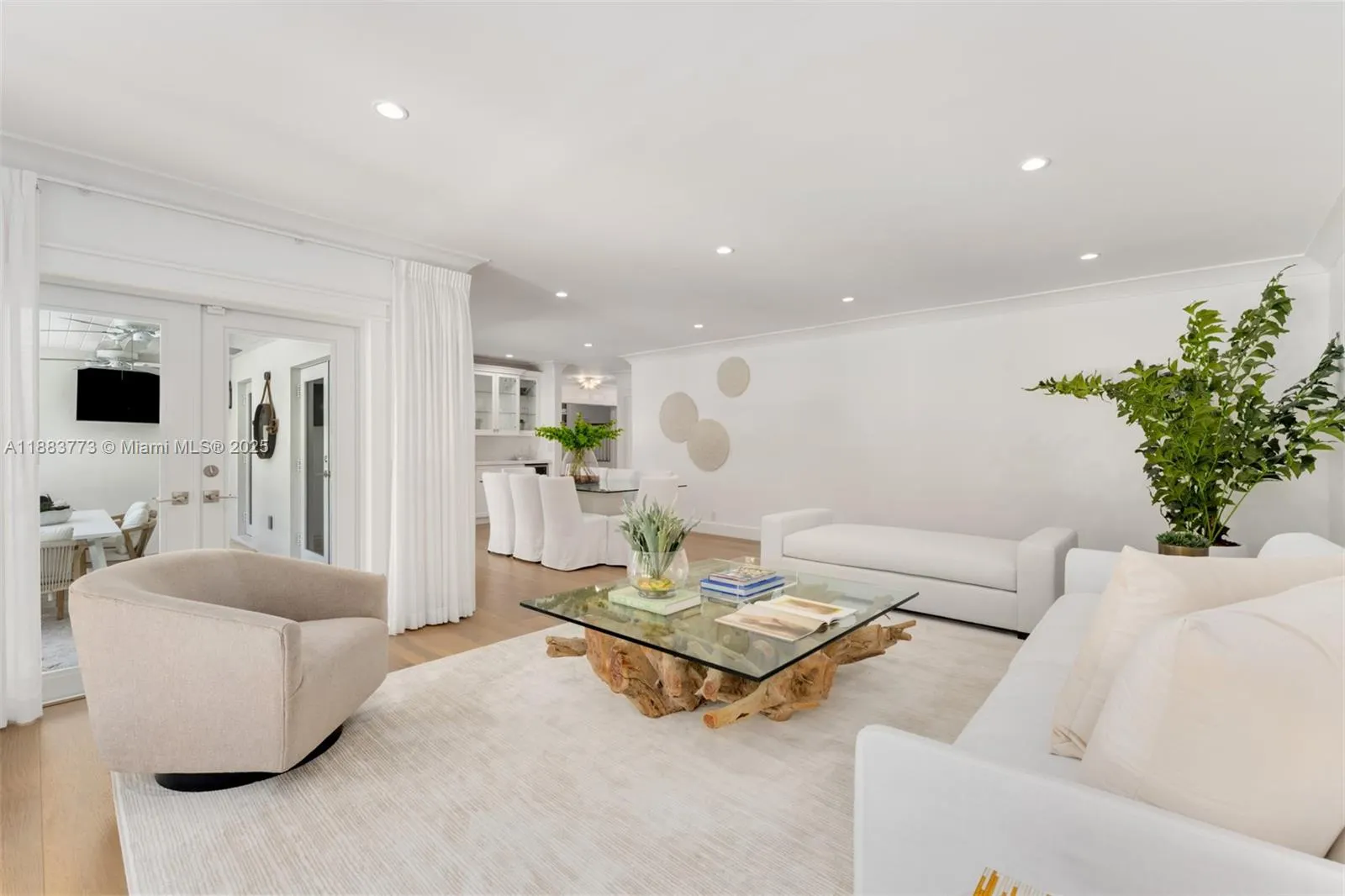 1145 San Pedro Ave