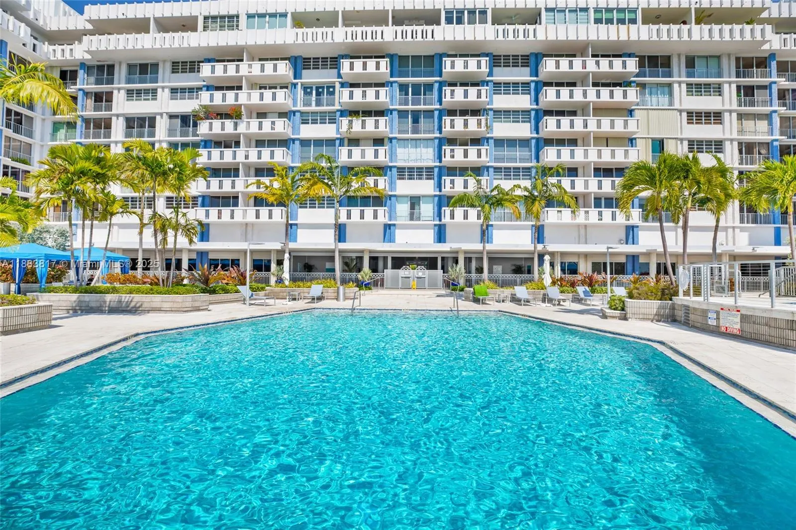 800 West Ave, #338