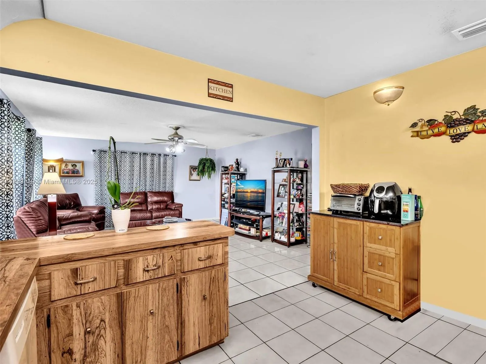 228 SW 5th Ave