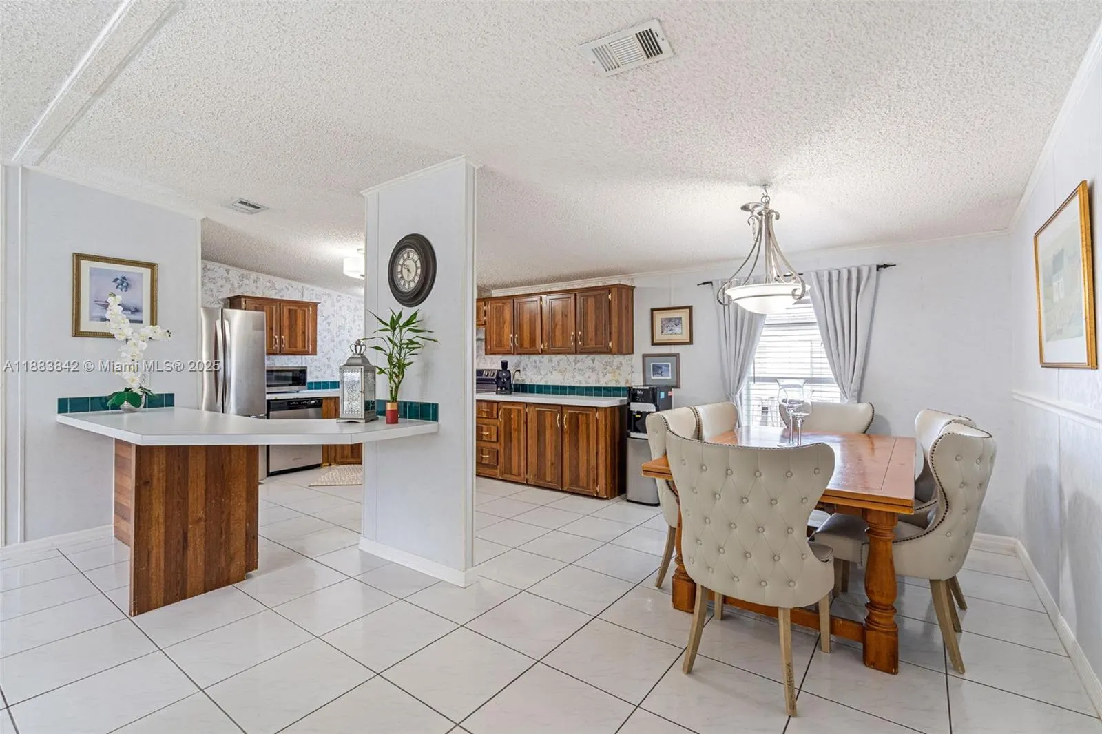 278 King Ave