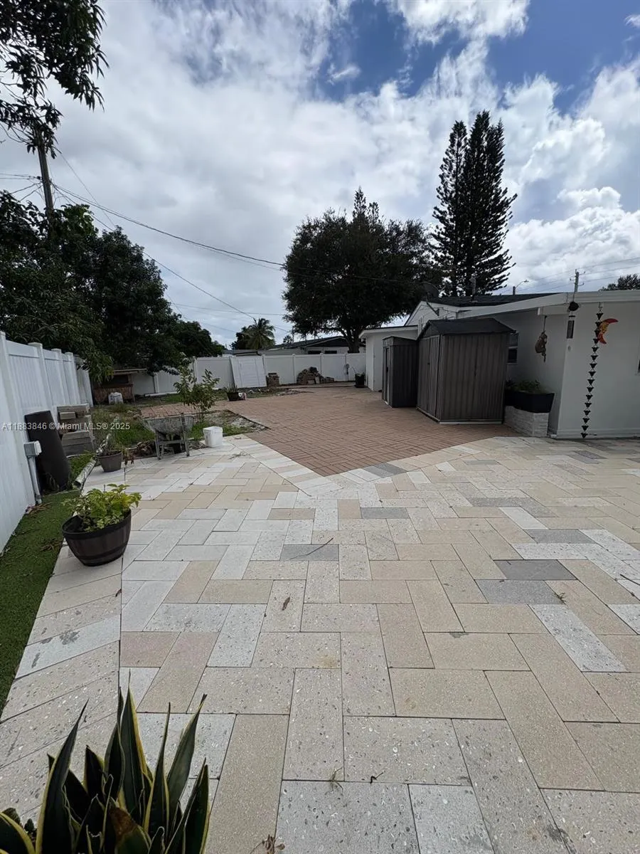 3361 NW 207th St