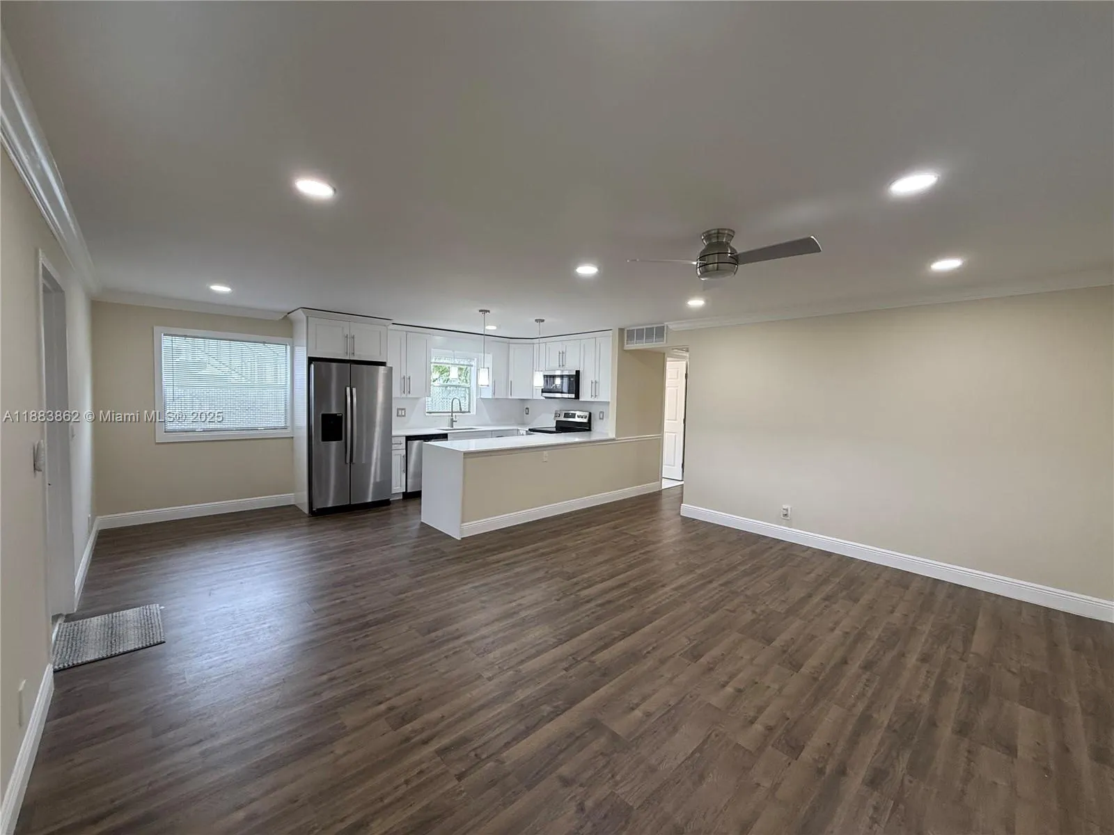 641 N Flanders  N, #641