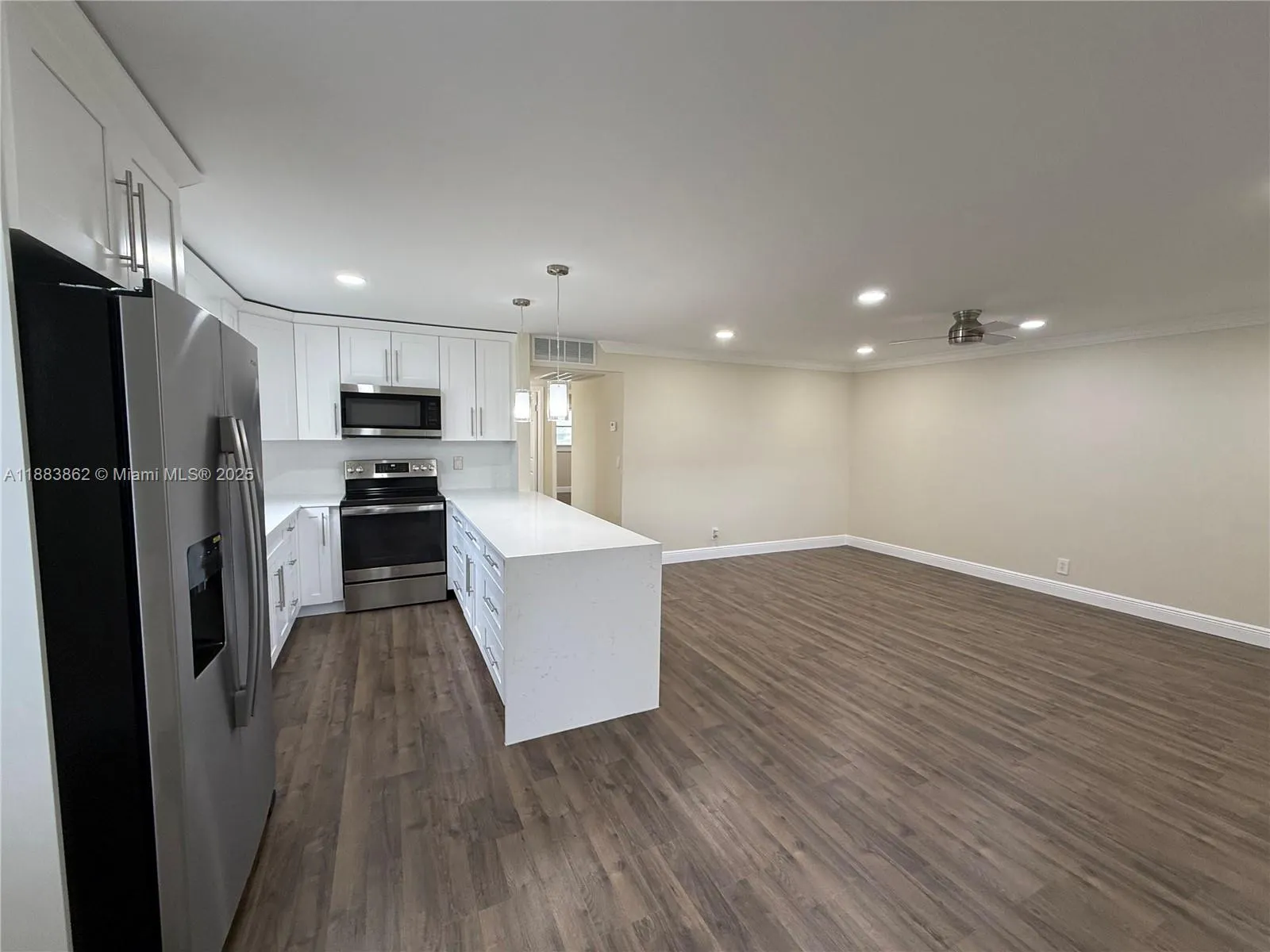 641 N Flanders  N, #641