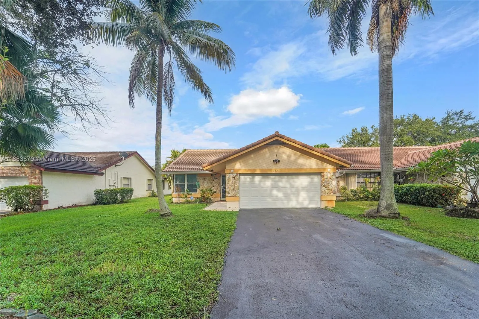 2928 NW 94th Ave