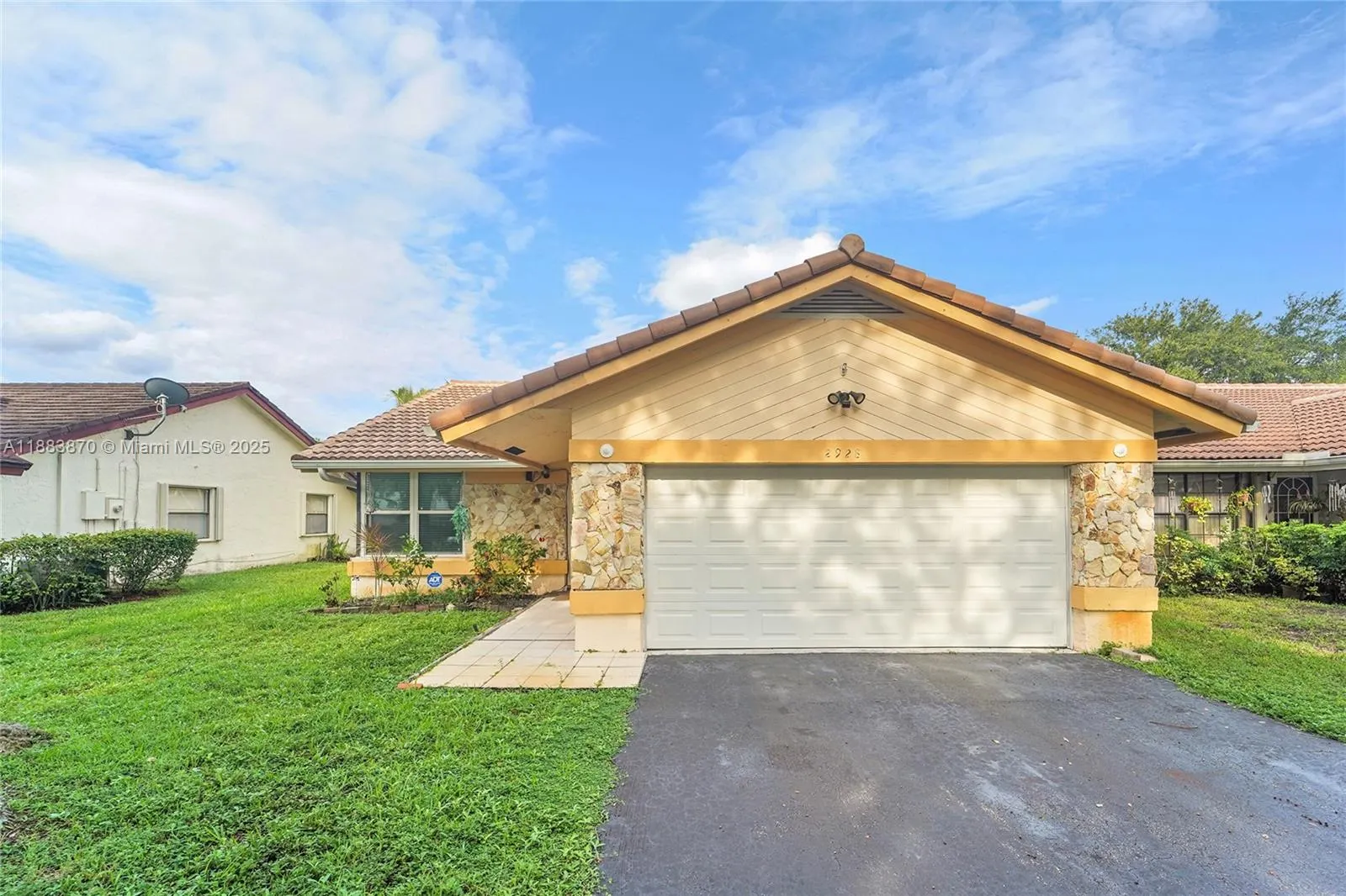 2928 NW 94th Ave