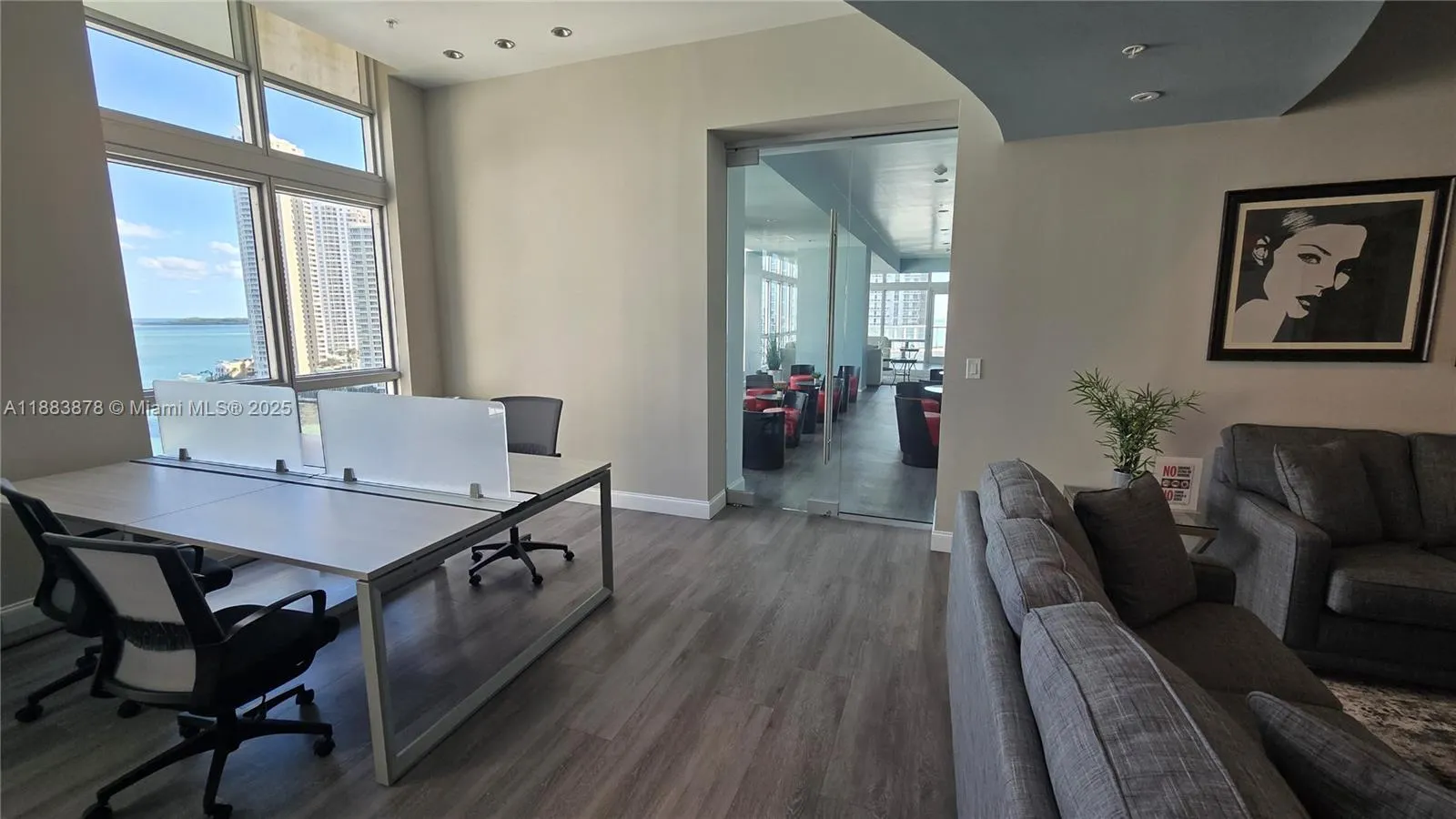 300 S Biscayne Blvd, #L-1004
