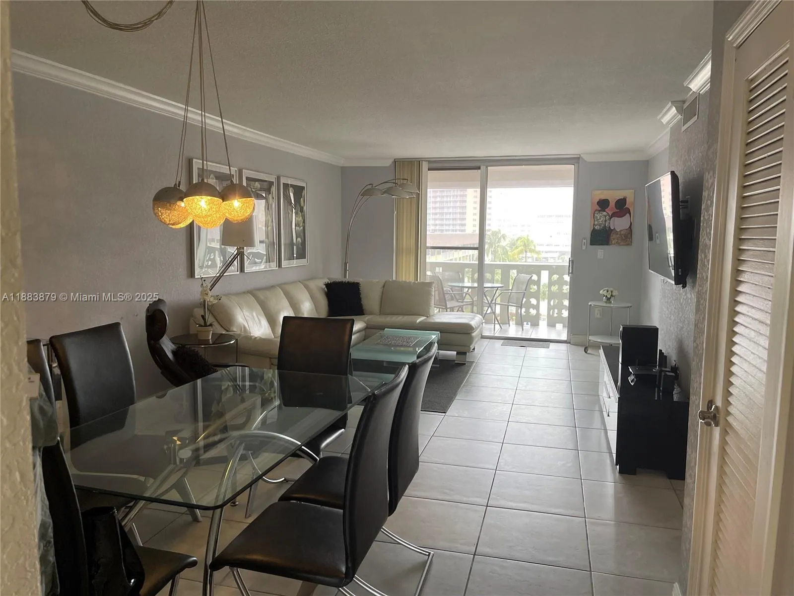 1893 S Ocean Dr, #506
