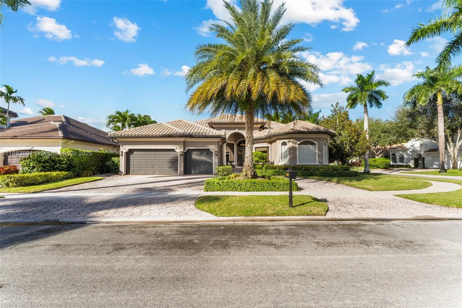 10775 Blue Palm St