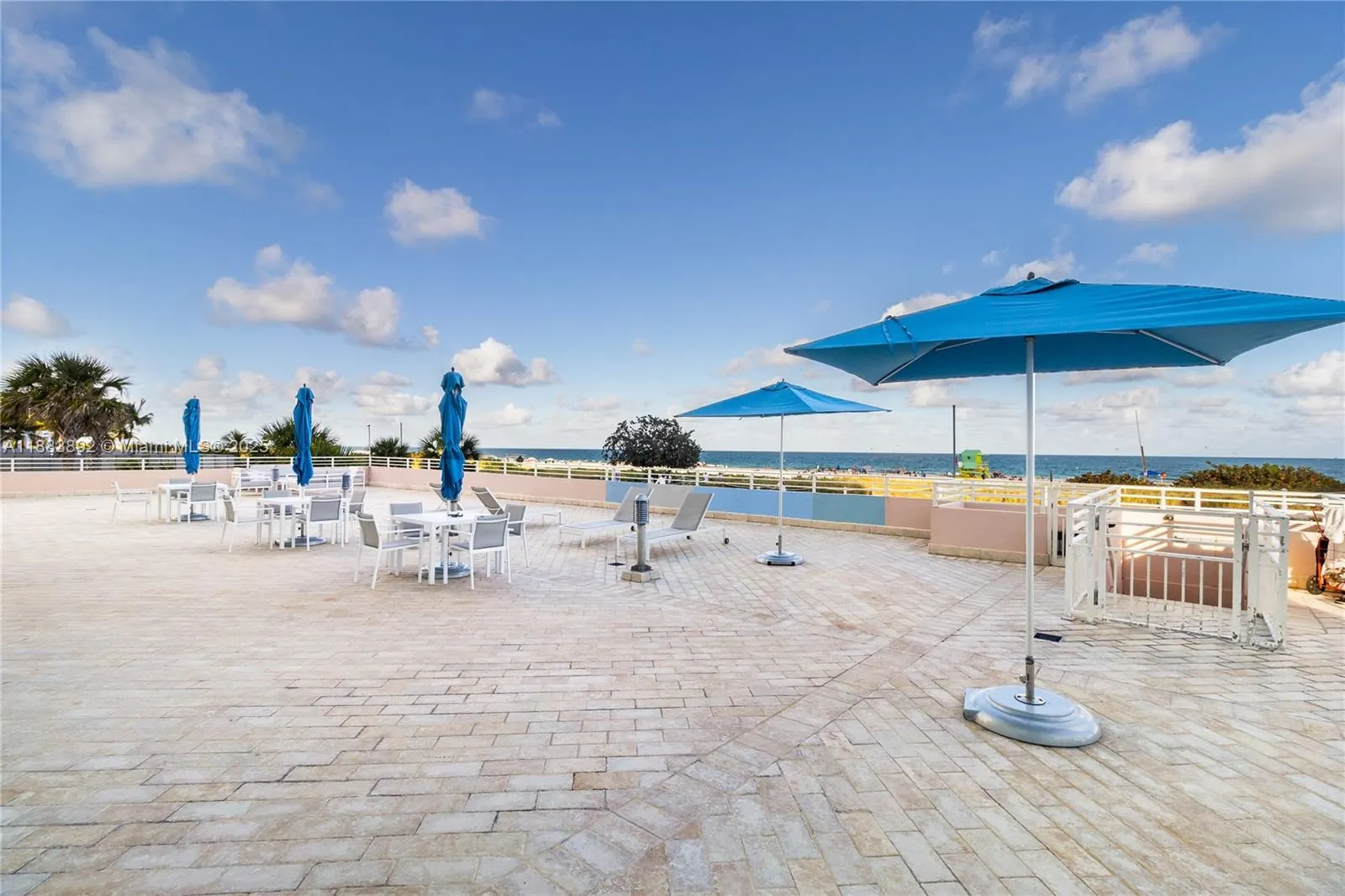 345 Ocean Dr, #707