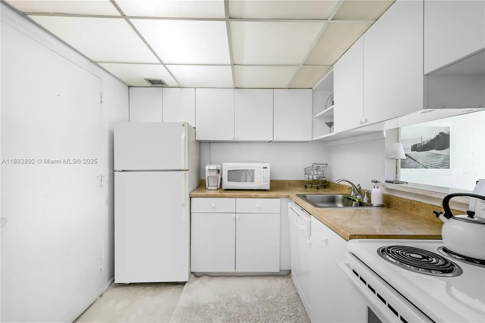 345 Ocean Dr, #707