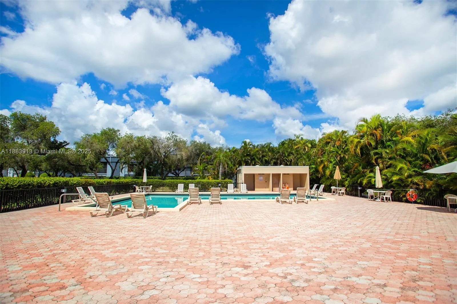 9711 W Mcnab Rd, #203