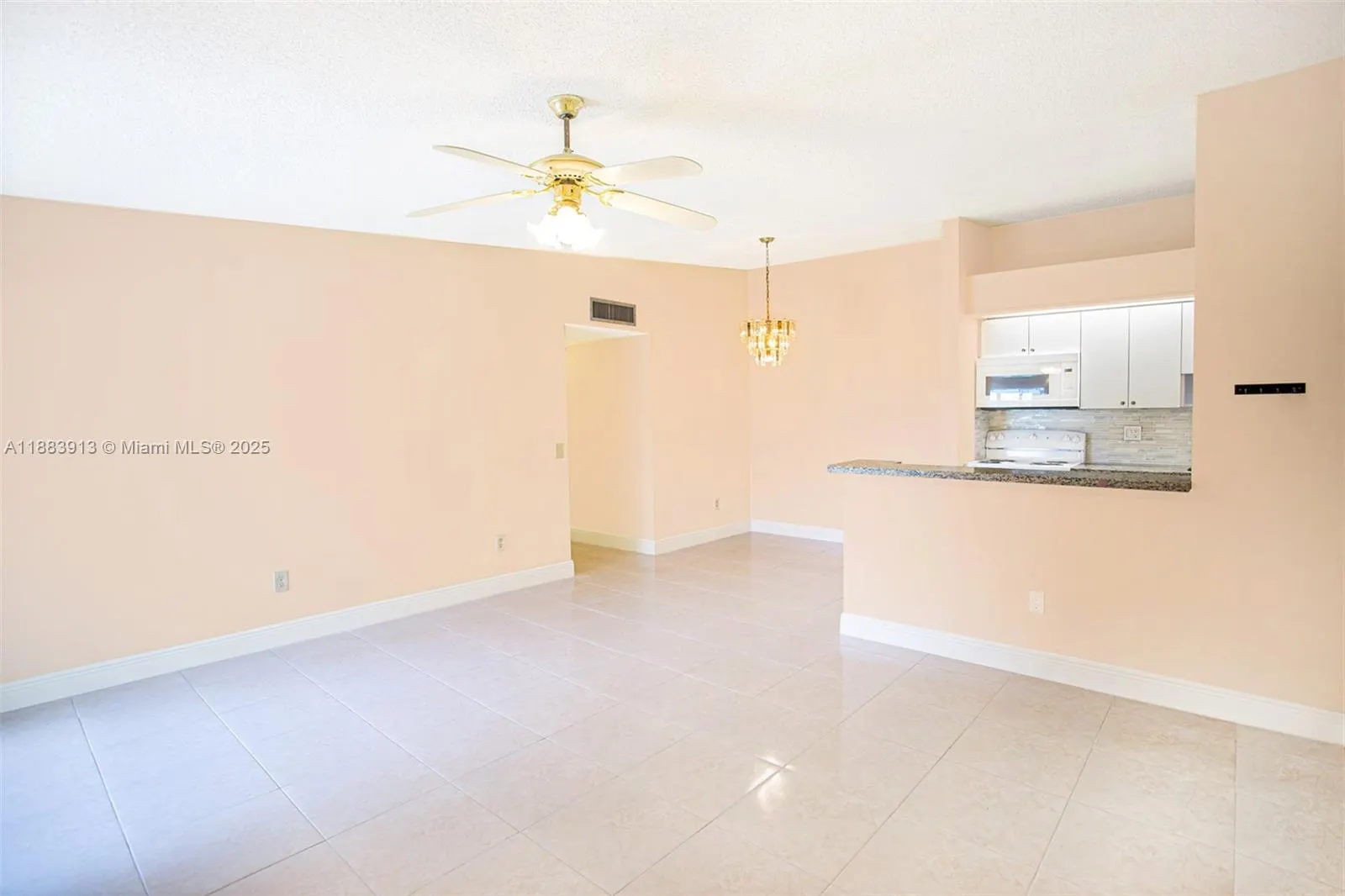 9711 W Mcnab Rd, #203
