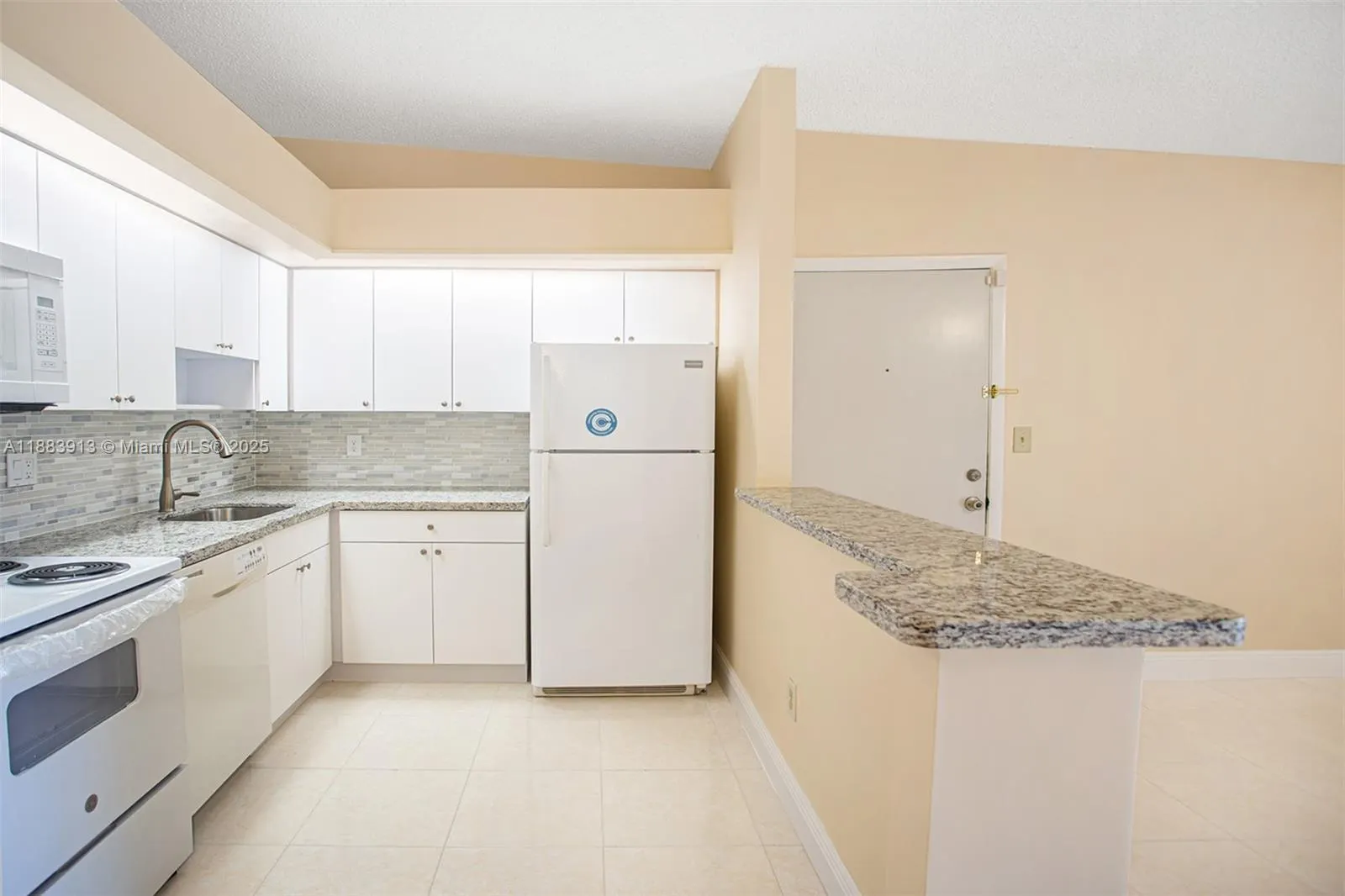 9711 W Mcnab Rd, #203