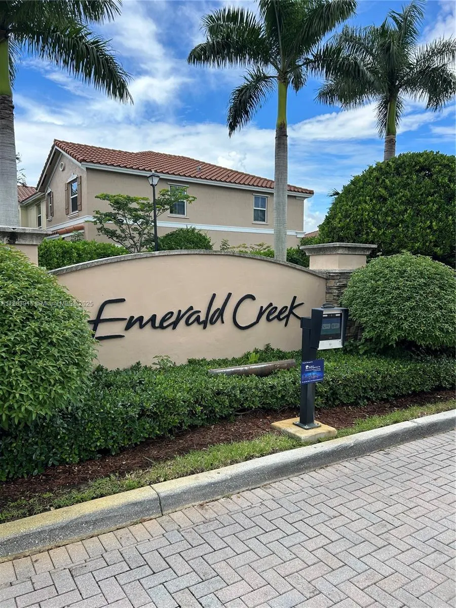 12434 Emerald Creek Mnr