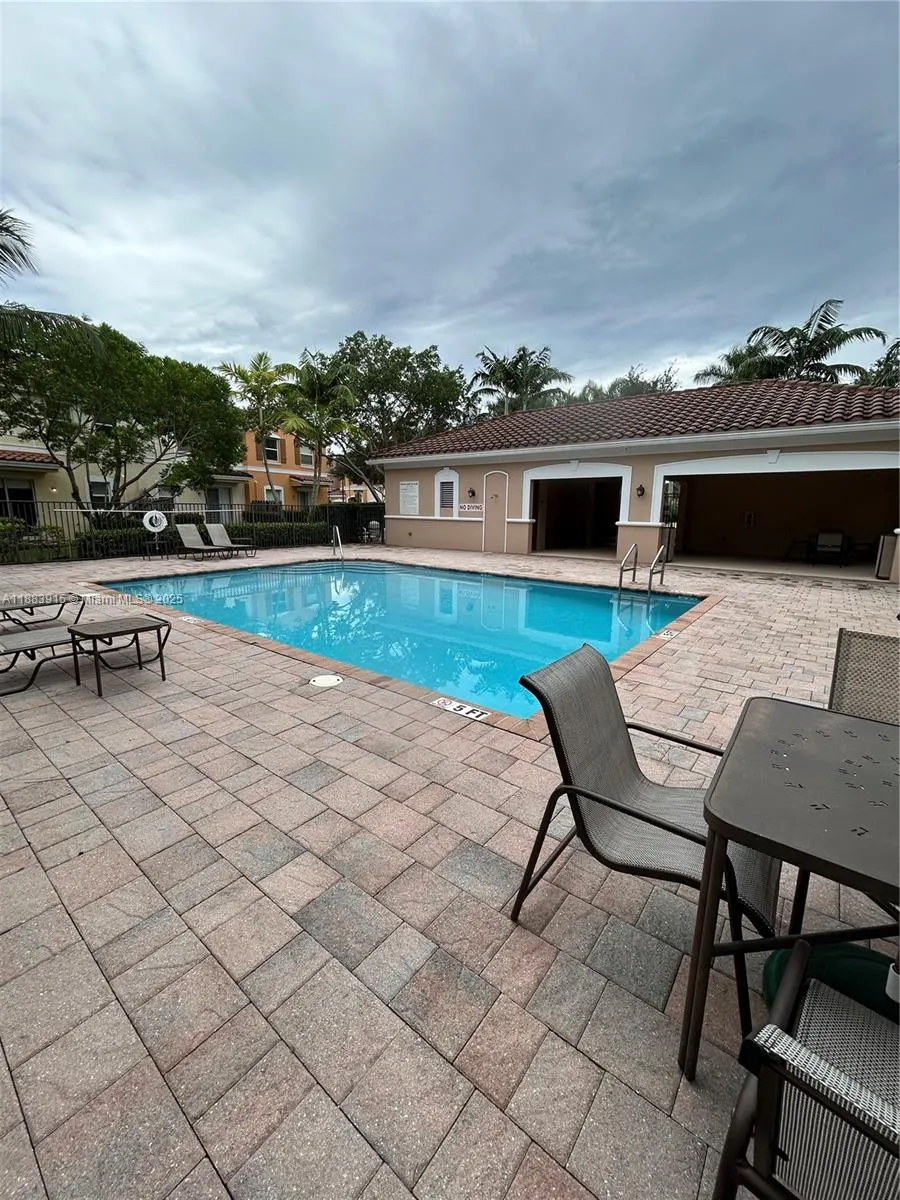 12434 Emerald Creek Mnr