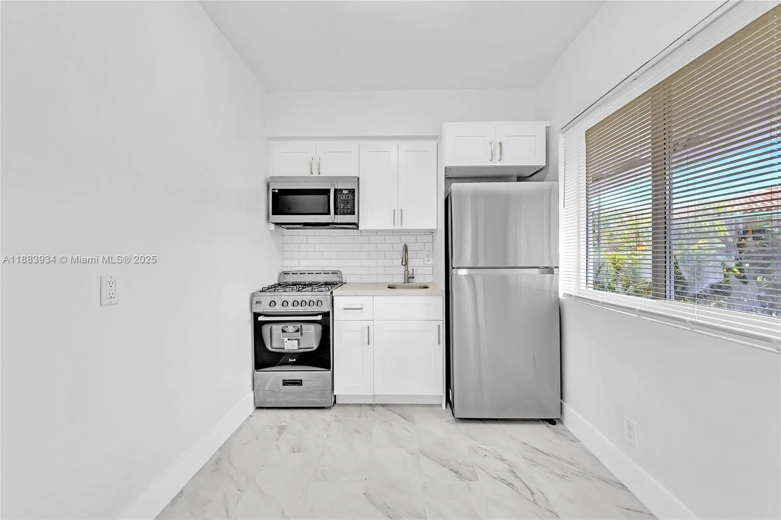 1839 Funston St, #7