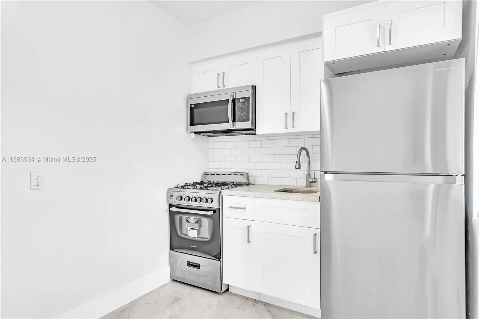 1839 Funston St, #7