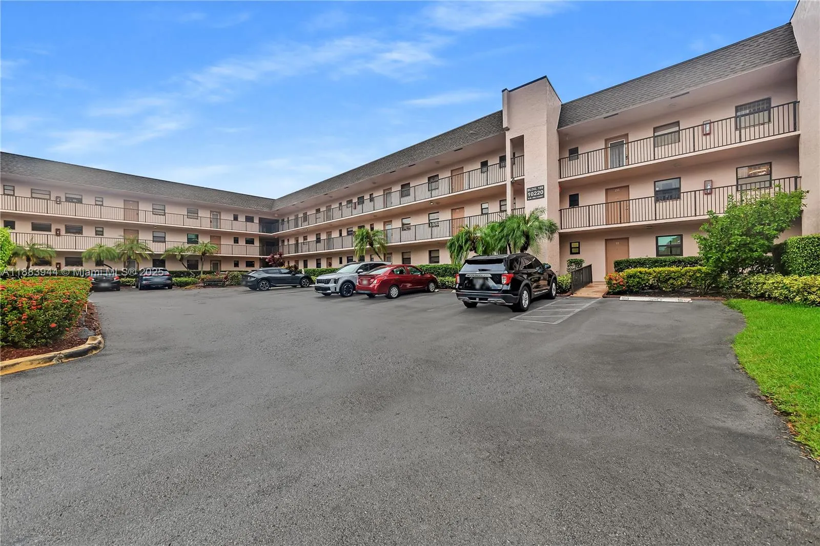 10220 NW 30th Ct, #109