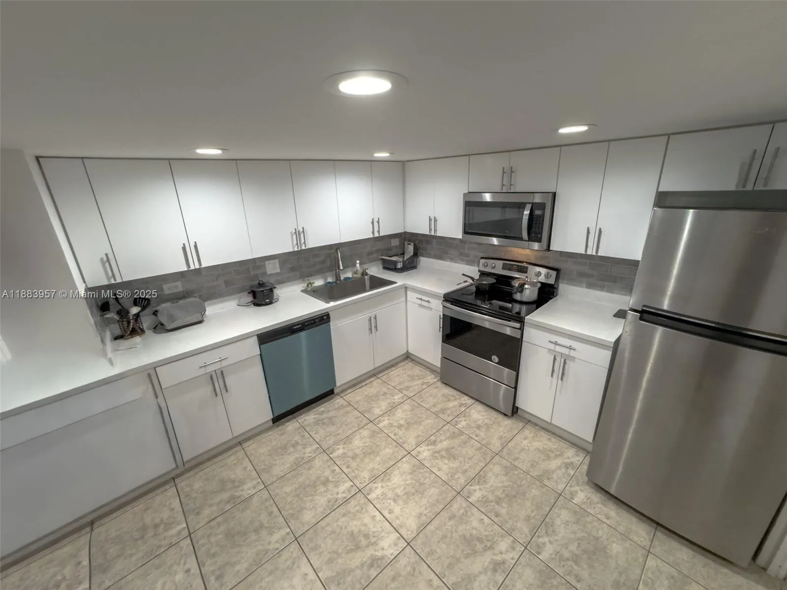 251 174th St, #808