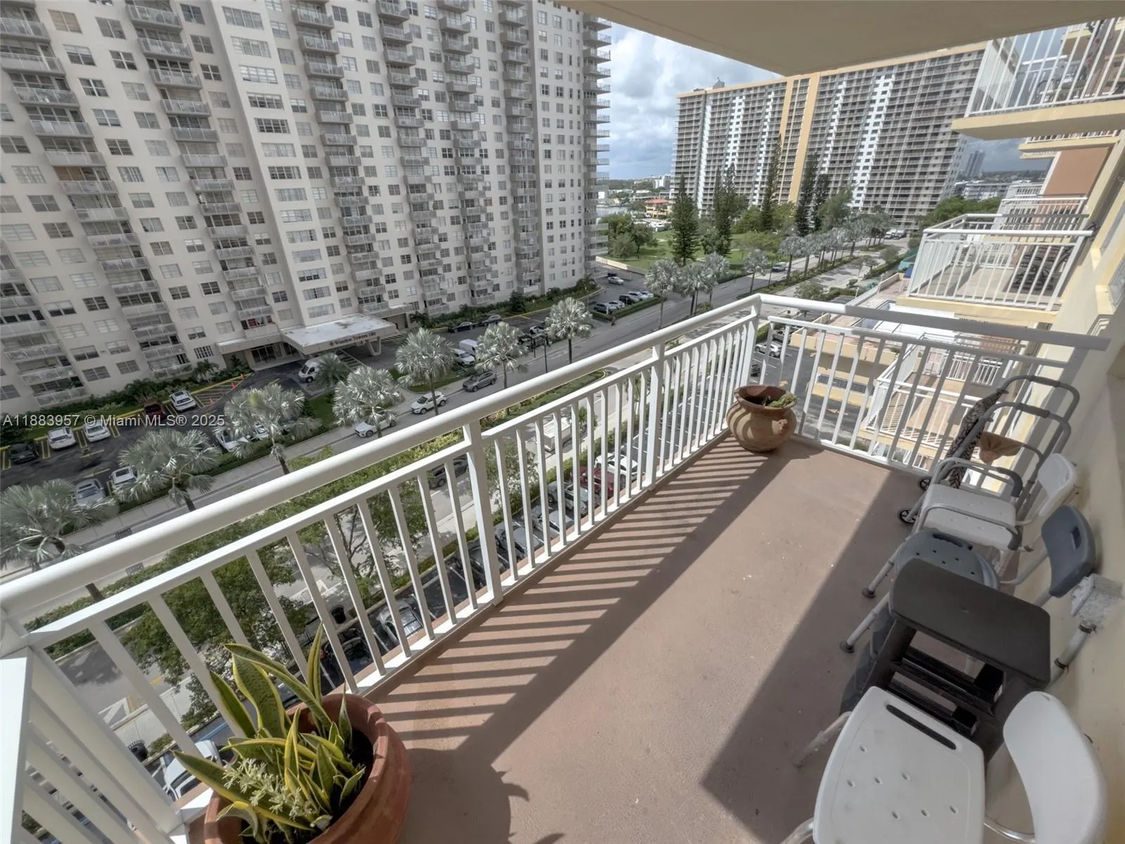 251 174th St, #808