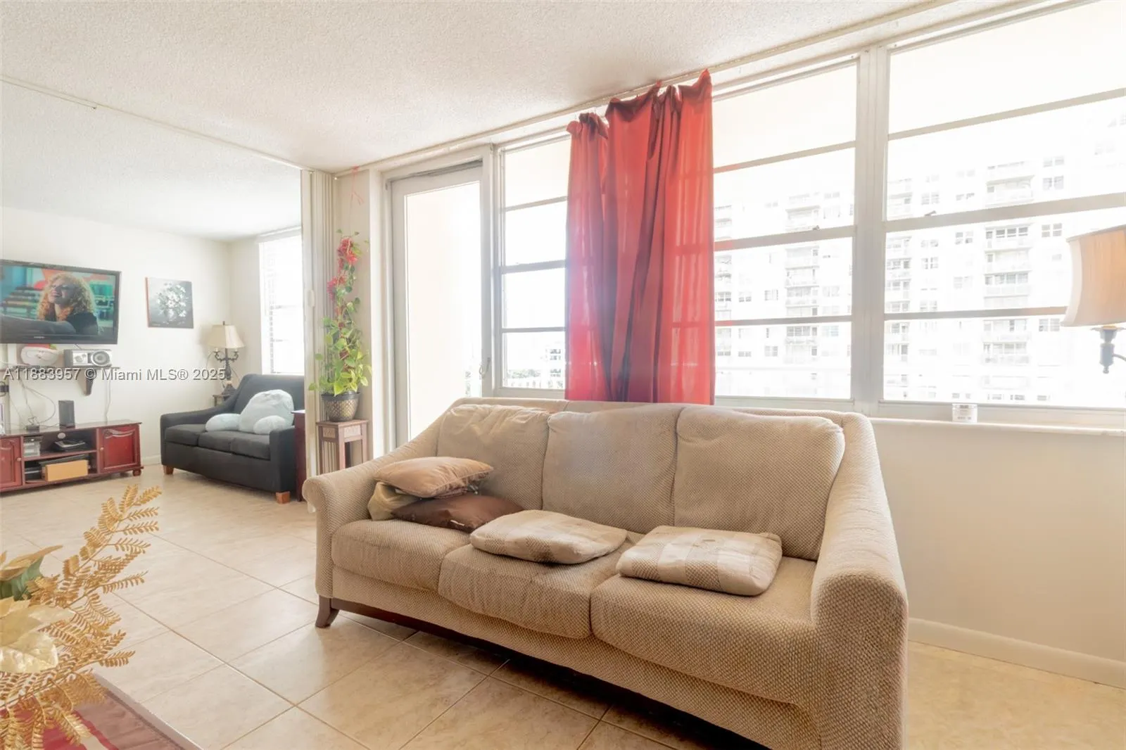251 174th St, #808