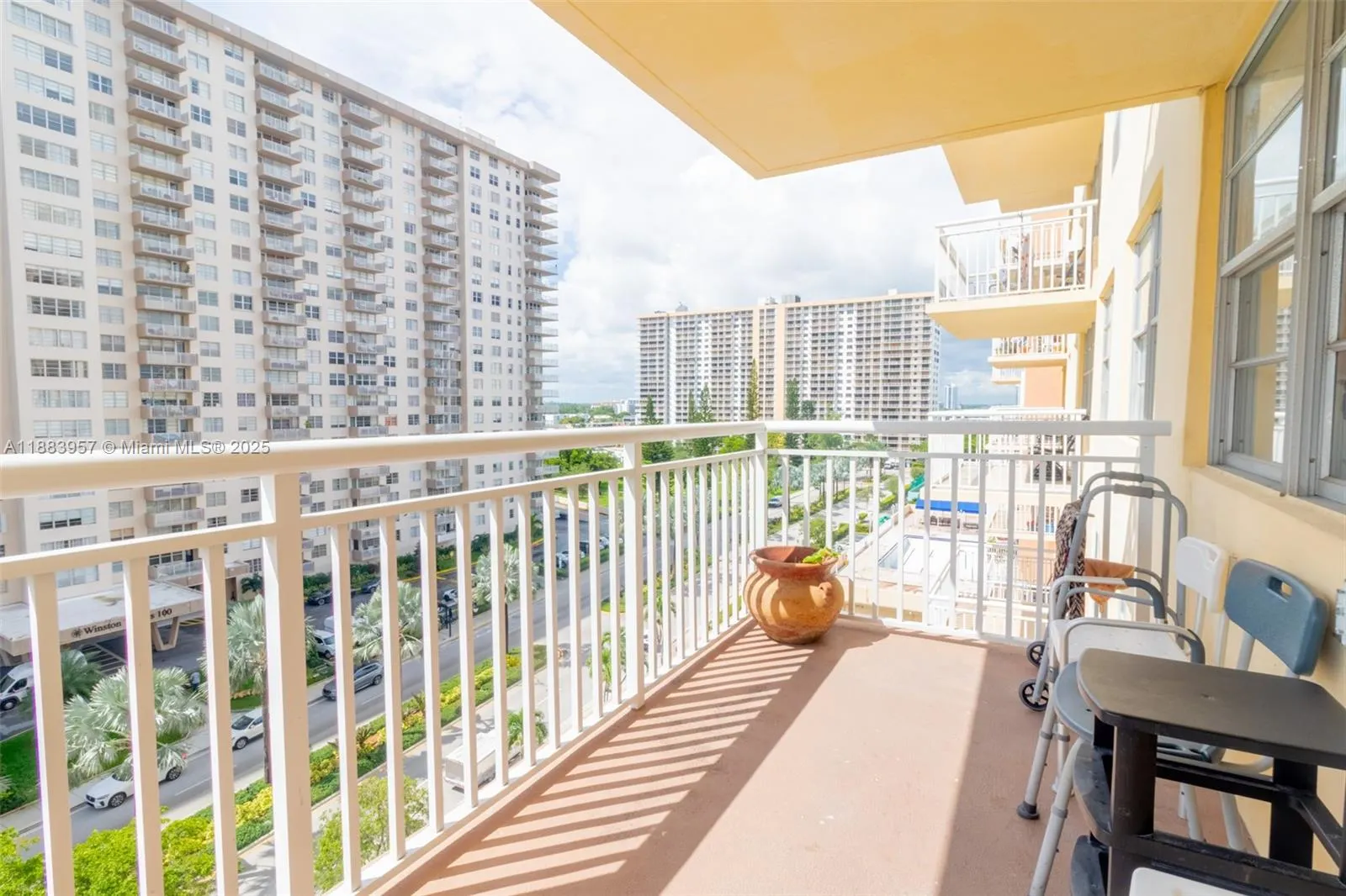 251 174th St, #808