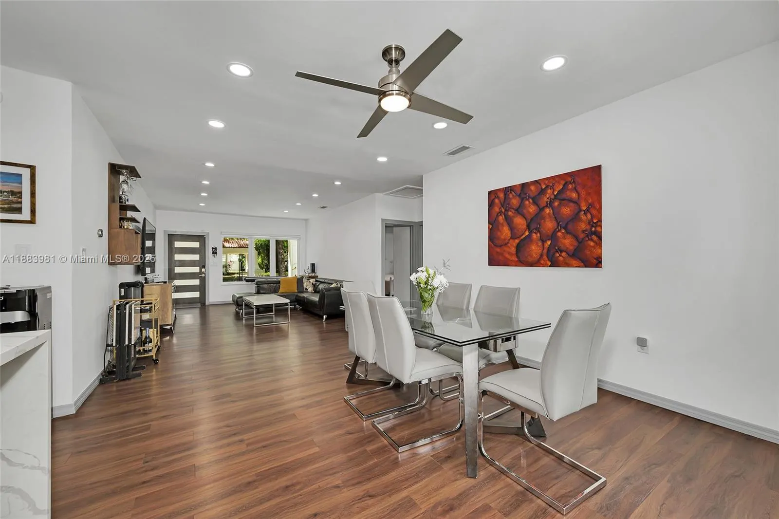 335 Romano Ave