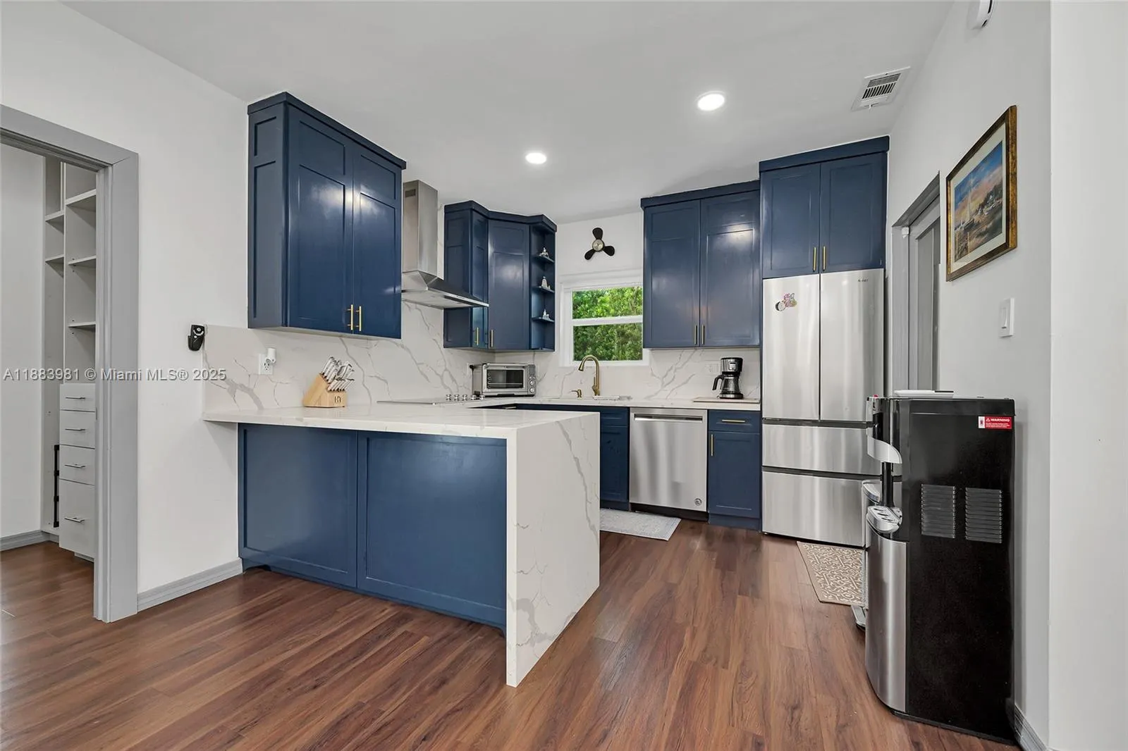 335 Romano Ave