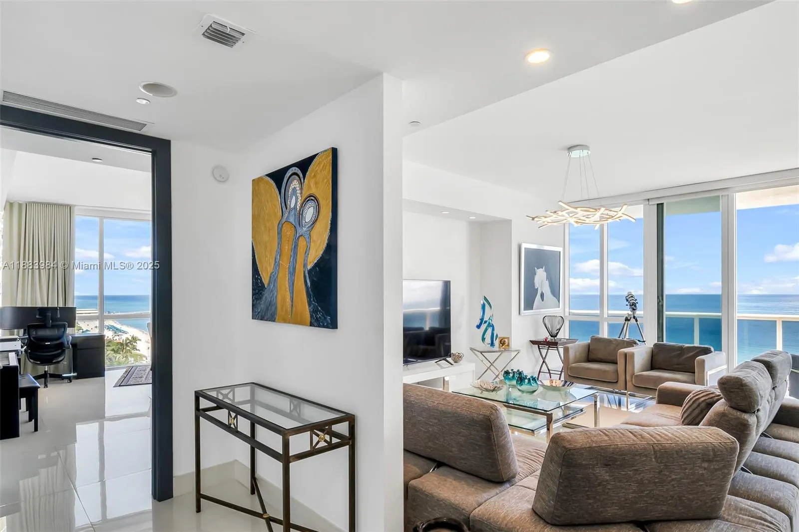 16001 Collins Ave, #701