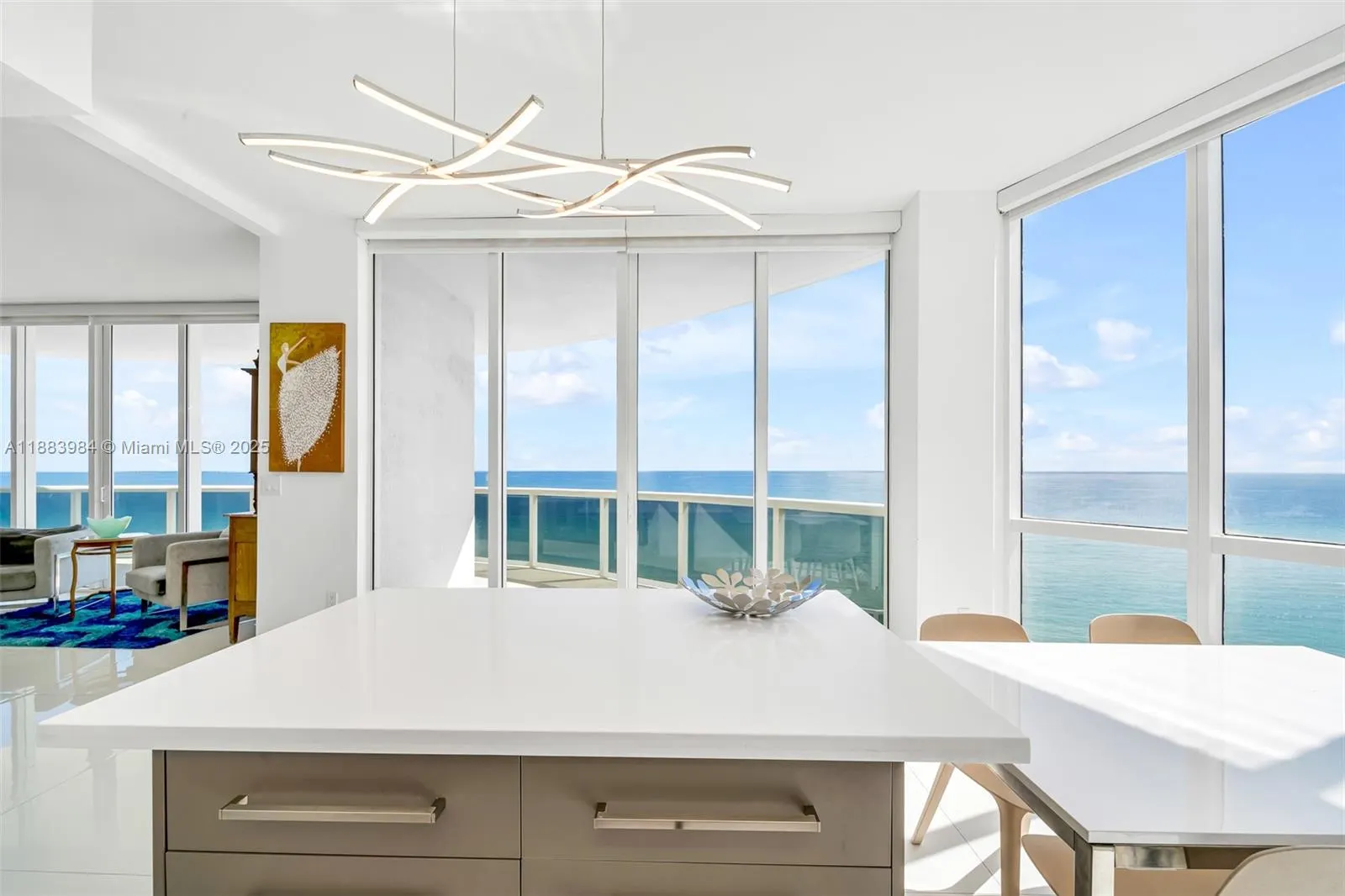 16001 Collins Ave, #701