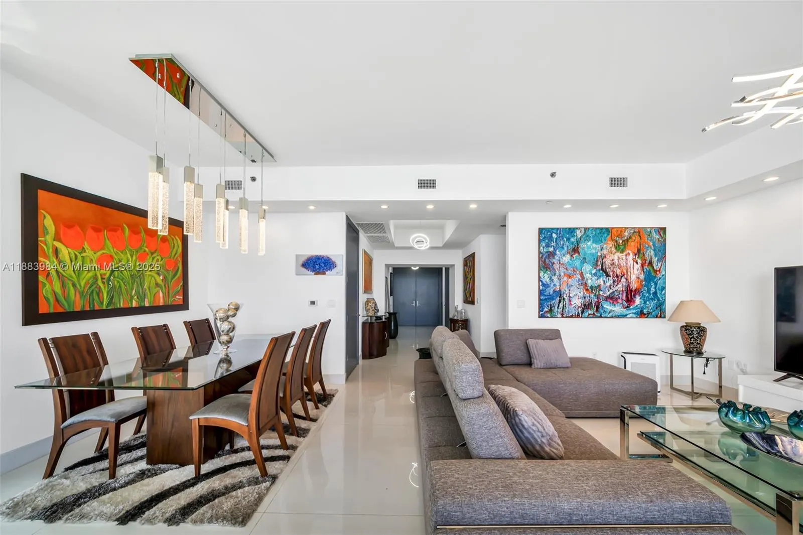 16001 Collins Ave, #701