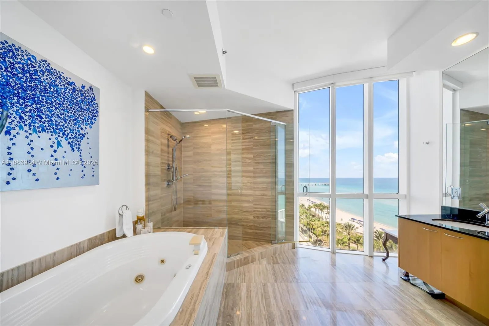 16001 Collins Ave, #701