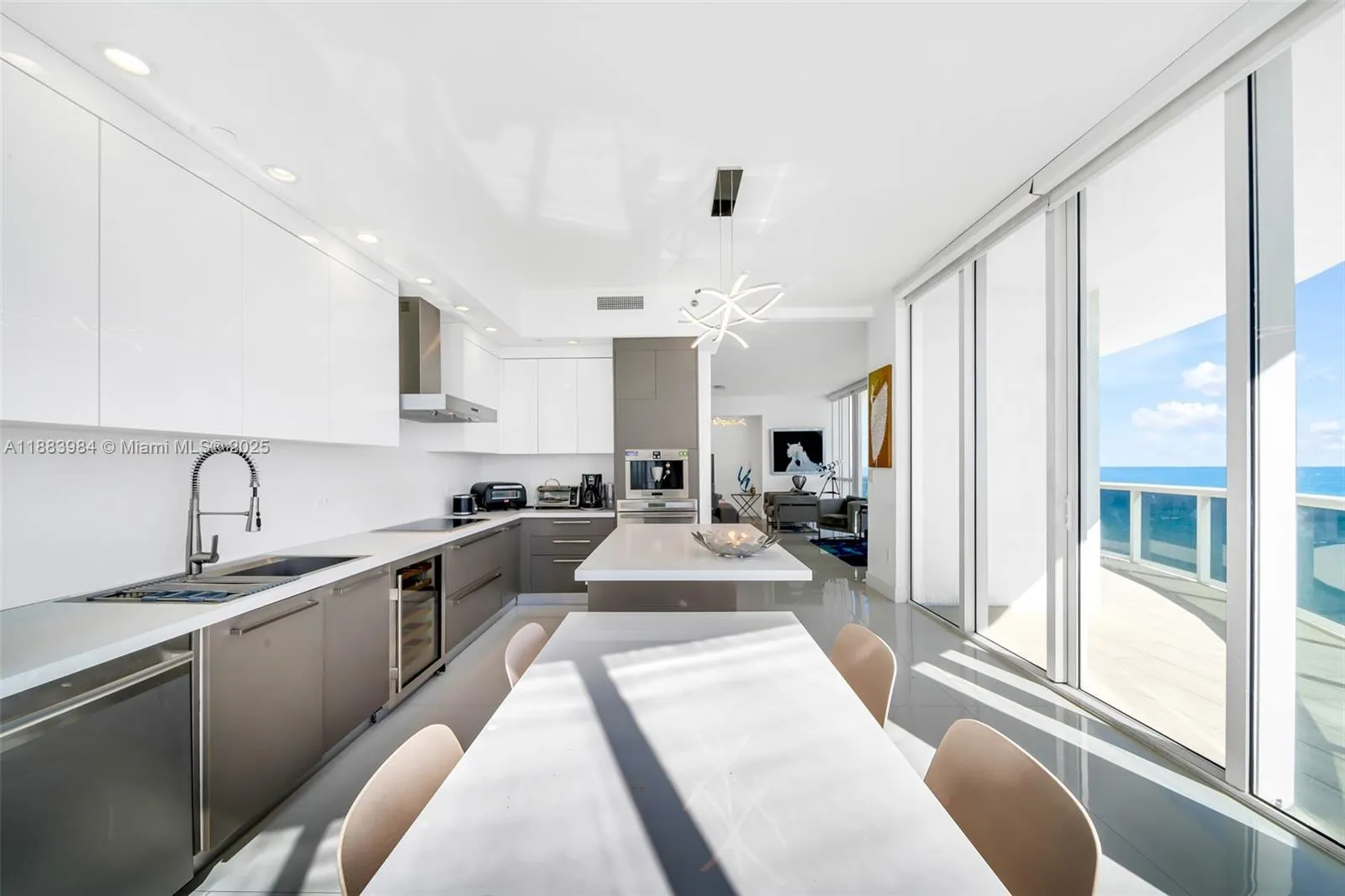 16001 Collins Ave, #701