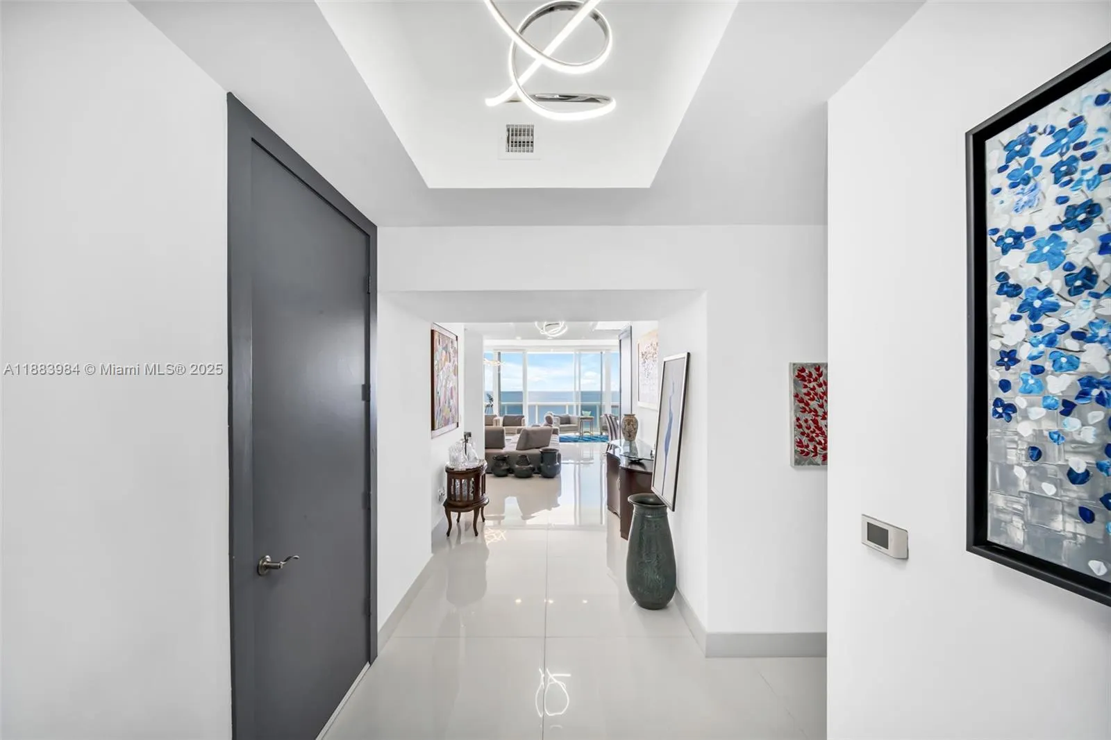 16001 Collins Ave, #701