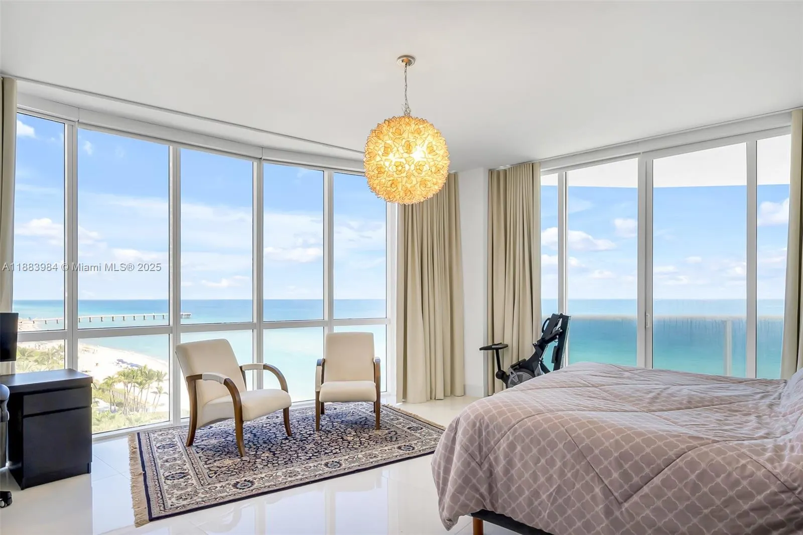 16001 Collins Ave, #701
