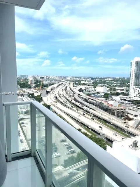 1040 Biscayne Blvd, #1905